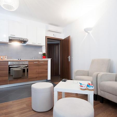 Rooms & Apartments 72 Zadar Habitación foto