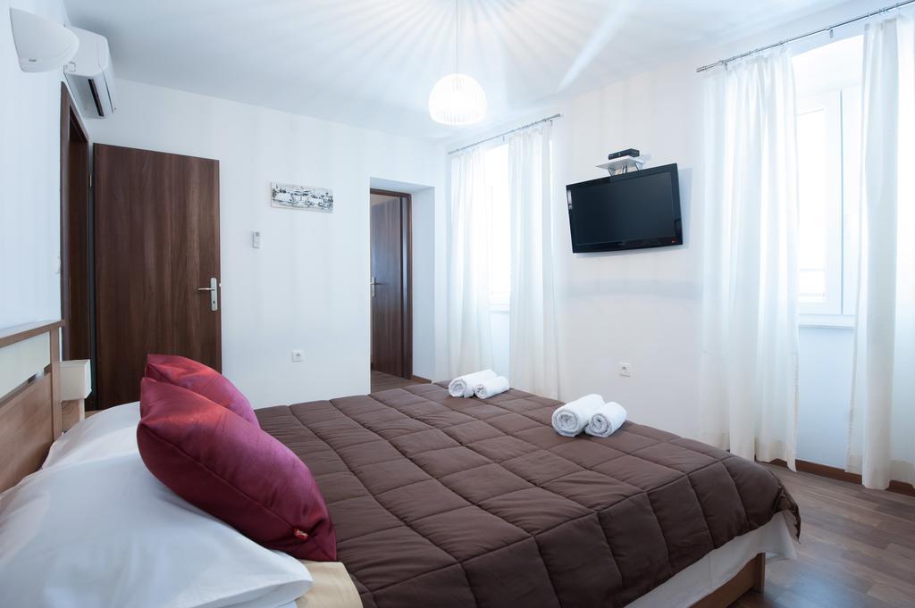 Rooms & Apartments 72 Zadar Habitación foto
