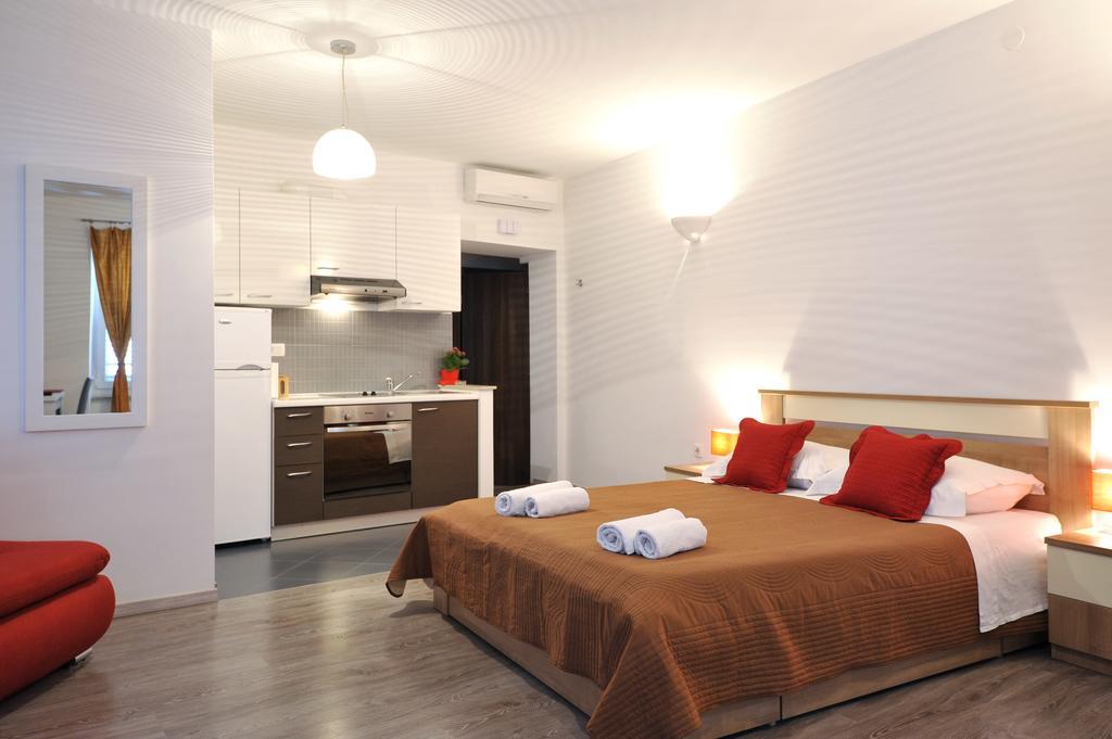 Rooms & Apartments 72 Zadar Exterior foto