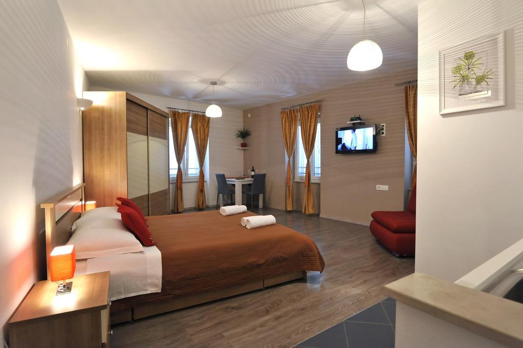 Rooms & Apartments 72 Zadar Habitación foto